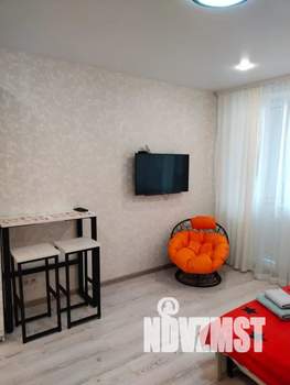 Студия квартира, посуточно, 33м2, 9/25 этаж