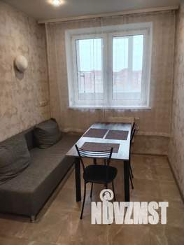 1-к квартира, посуточно, 45м2, 9/25 этаж