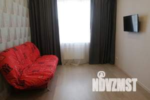 2-к квартира, посуточно, 43м2, 9/25 этаж
