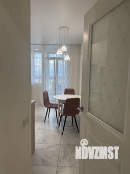 1-к квартира, посуточно, 40м2, 11/18 этаж