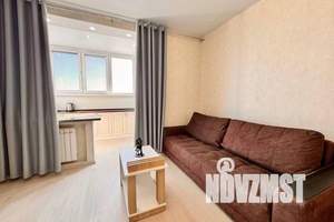 1-к квартира, посуточно, 33м2, 23/25 этаж