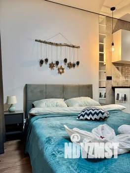 Студия квартира, посуточно, 28м2, 23/25 этаж