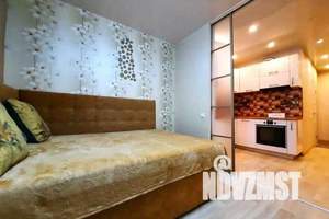 1-к квартира, посуточно, 33м2, 4/25 этаж