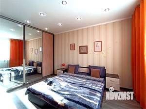 1-к квартира, посуточно, 40м2, 7/25 этаж