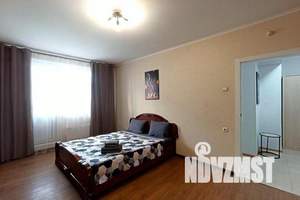 1-к квартира, посуточно, 38м2, 5/17 этаж