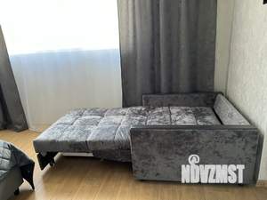 Студия квартира, посуточно, 40м2, 20/25 этаж