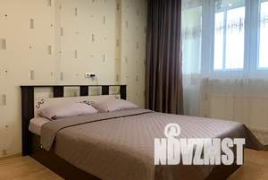 1-к квартира, посуточно, 30м2, 18/25 этаж