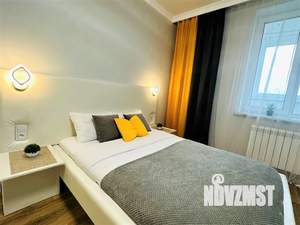 Студия квартира, посуточно, 35м2, 11/25 этаж