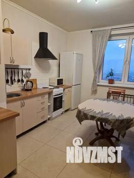 3-к квартира, посуточно, 65м2, 20/25 этаж