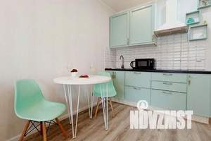 1-к квартира, посуточно, 33м2, 4/27 этаж