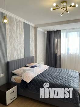 Студия квартира, посуточно, 40м2, 20/25 этаж