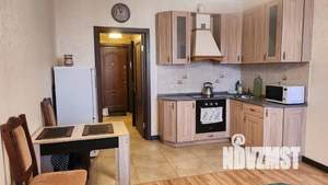 Студия квартира, посуточно, 35м2, 22/25 этаж