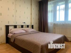 Студия квартира, посуточно, 31м2, 18/25 этаж