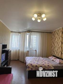 Студия квартира, посуточно, 38м2, 21/25 этаж