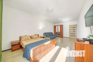 1-к квартира, посуточно, 62м2, 1/1 этаж