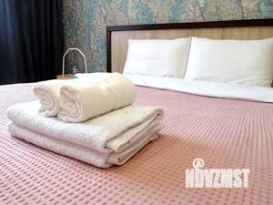 2-к квартира, посуточно, 43м2, 9/25 этаж
