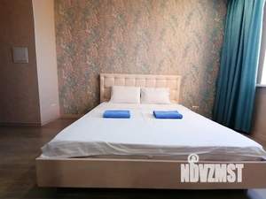 2-к квартира, посуточно, 43м2, 24/25 этаж