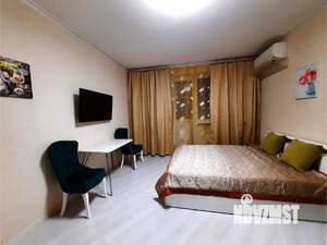 Студия квартира, посуточно, 33м2, 25/25 этаж