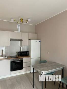 Студия квартира, посуточно, 33м2, 7/25 этаж