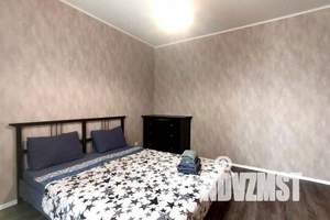 2-к квартира, посуточно, 64м2, 7/27 этаж