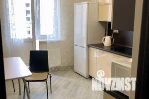 1-к квартира, посуточно, 39м2, 7/26 этаж