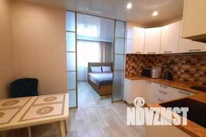 1-к квартира, посуточно, 33м2, 4/25 этаж