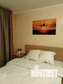 Студия квартира, посуточно, 28м2, 18/25 этаж