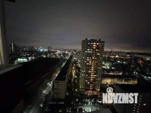 1-к квартира, посуточно, 40м2, 22/25 этаж