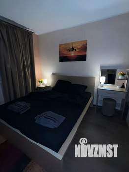 Студия квартира, посуточно, 28м2, 18/25 этаж