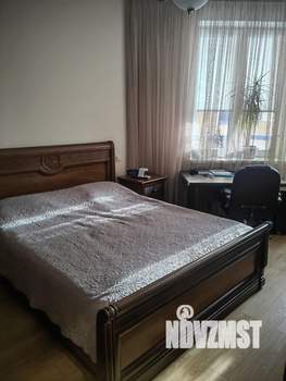 Студия квартира, на длительный срок, 59м2, 4/25 этаж