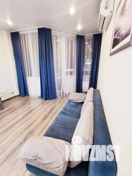 Студия квартира, посуточно, 30м2, 7/25 этаж