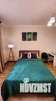 Студия квартира, посуточно, 35м2, 22/25 этаж