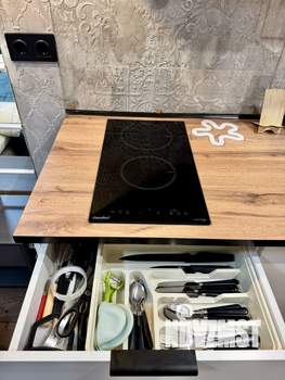 Студия квартира, посуточно, 28м2, 23/25 этаж