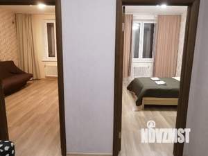 2-к квартира, посуточно, 50м2, 1/1 этаж