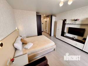 1-к квартира, посуточно, 33м2, 23/25 этаж