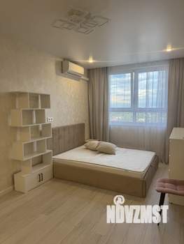 1-к квартира, посуточно, 40м2, 11/18 этаж