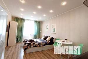 1-к квартира, посуточно, 33м2, 4/27 этаж