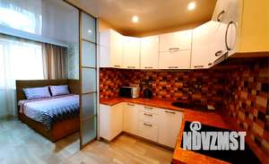 1-к квартира, посуточно, 33м2, 4/25 этаж