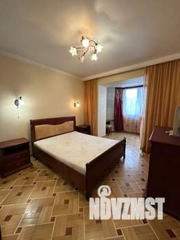 3-к квартира, посуточно, 110м2, 2/9 этаж