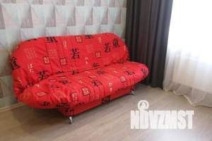 2-к квартира, посуточно, 43м2, 9/25 этаж