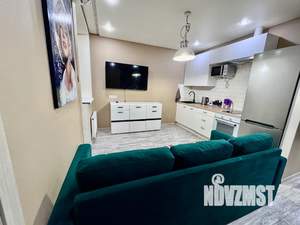 1-к квартира, посуточно, 40м2, 22/25 этаж