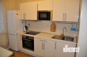 1-к квартира, на длительный срок, 45м2, 23/25 этаж