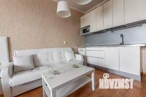Студия квартира, посуточно, 40м2, 17/17 этаж