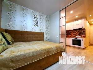 1-к квартира, посуточно, 33м2, 4/25 этаж