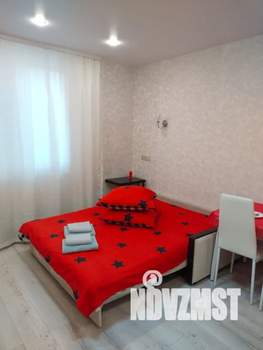 Студия квартира, посуточно, 33м2, 9/25 этаж