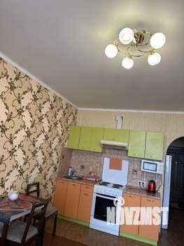 Студия квартира, посуточно, 38м2, 21/25 этаж