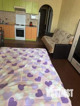 Студия квартира, посуточно, 38м2, 21/25 этаж