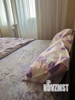 Студия квартира, посуточно, 38м2, 21/25 этаж