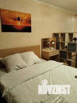 Студия квартира, посуточно, 28м2, 18/25 этаж