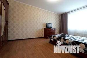 1-к квартира, посуточно, 38м2, 5/17 этаж